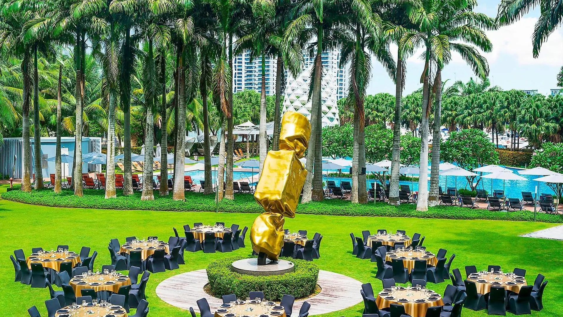 W Singapore - Sentosa Cove Hotel